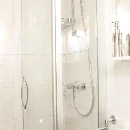 & Kartolina * سبليت