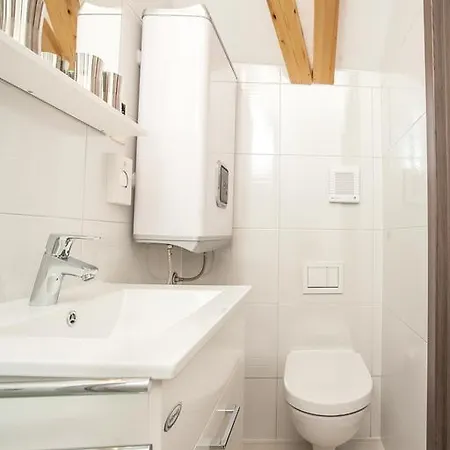 & Kartolina شقة سبليت